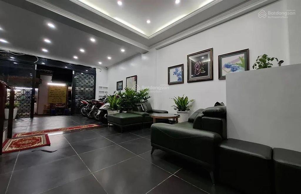 Cho thuê tòa nhà 9 tầng tại 2 ngõ 39 đình thôn, khu vực người hàn sầm uất