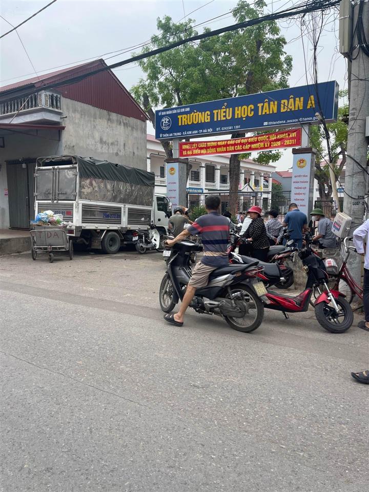 Bán đất tại xã tân dân, 4,9 tỷ, 181 m2, mặt tiền 9m, ngõ rộng 5m, giá siêu hời