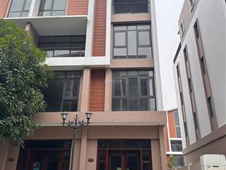 Bán gấp căn xẻ khe ad20 96m², giá hơn 11 tỷ rẻ nhất khu, sổ đỏ lâu dài  ban công đông nam