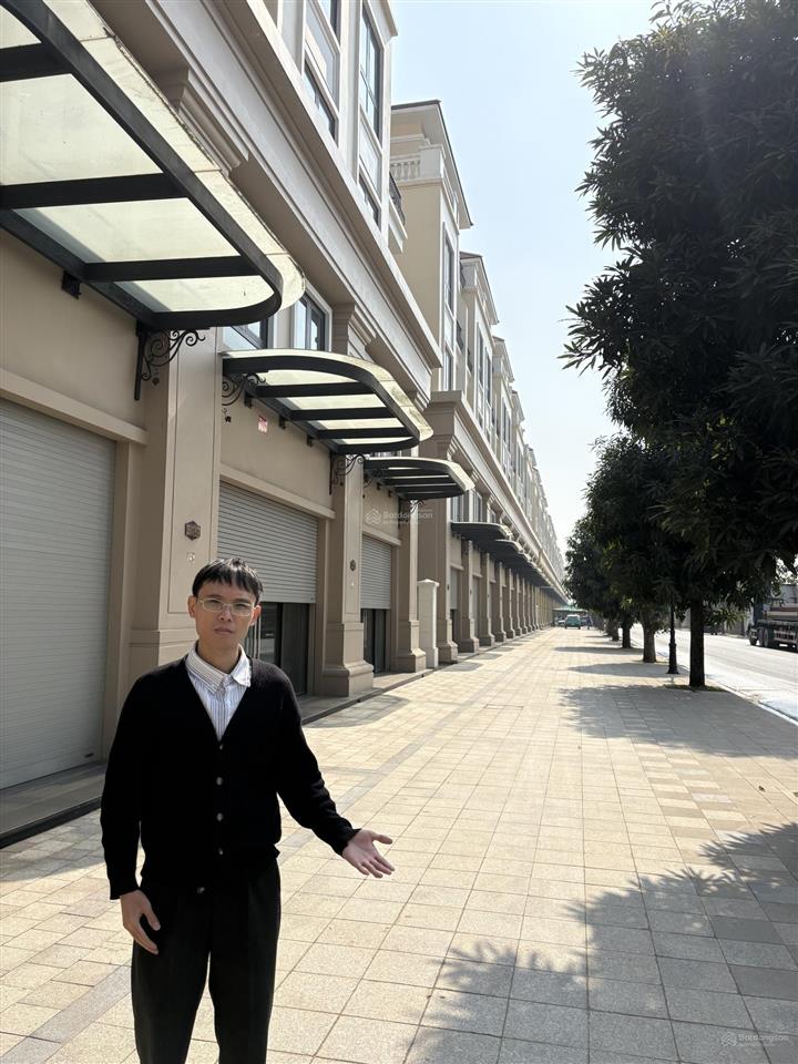 Shop trục khách khổng lồ cạnh 15 tòa 27 tầng (~40k cư dân), san hô 24 120m², giá 25,9 tỷ