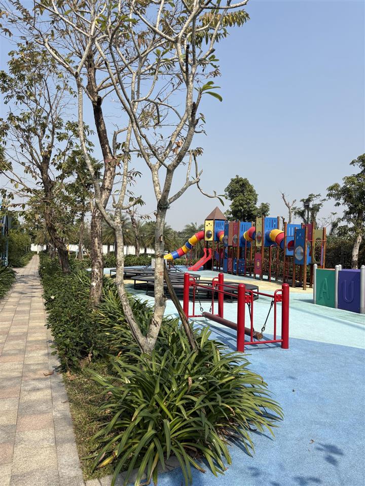 Shop trục khách khổng lồ cạnh 15 tòa 27 tầng (~40k cư dân), san hô 24 120m², giá 25,9 tỷ