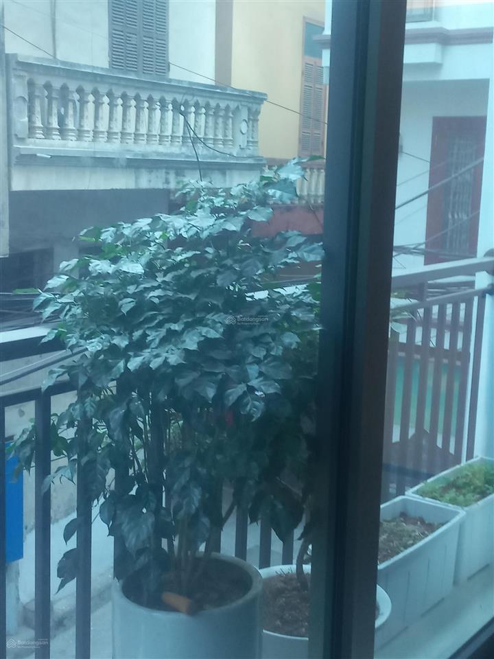 Cho thuê căn hộ 86m2, 2pn1vs mới 100%( có thể làm vp cty) tại nguyễn văn cừ long biên.0963 227 ***
