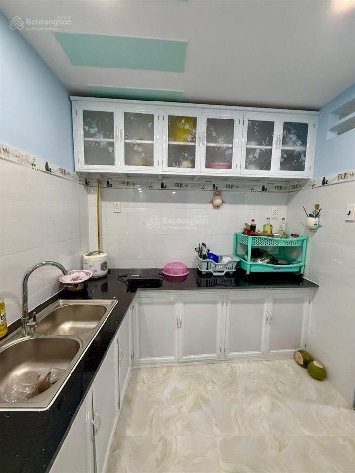Tân phú  bán nhà 2 tầng ngay trung tâm tân sơn nhì  40m2  3,9 tỷ