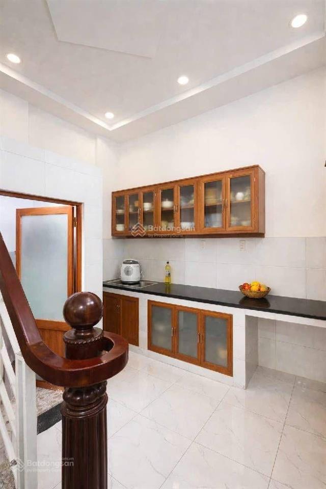Bán nhà 2 tầng đúc 4x12 ngay khu tên lửa 3,9 tỷ