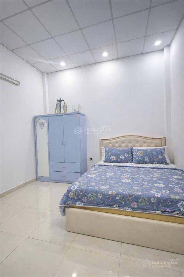 Bán nhà 2 tầng đúc 4x12 ngay khu tên lửa 3,9 tỷ