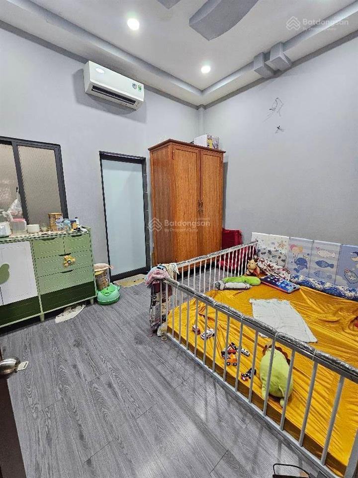 Tân phú  bán nhà 2 tầng hẻm 1/ sát mt kênh tân hoá  50m2  nhỉnh 5t xíu
