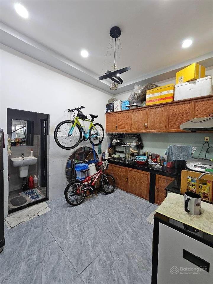 Tân phú  bán nhà 2 tầng hẻm 1/ sát mt kênh tân hoá  50m2  nhỉnh 5t xíu