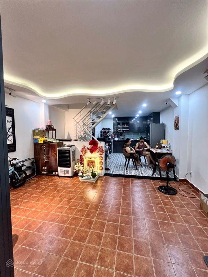 Tân phú  bán nhà 2 tầng ngang lớn 5x12 ngay lương thế vinh 4,9t