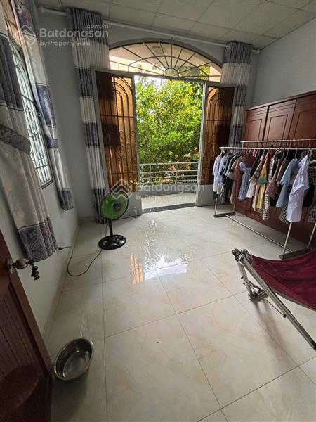 Tân phú  bán nhà 2 tầng ngay hoà bình gần đầm sen 4x15  5,2t