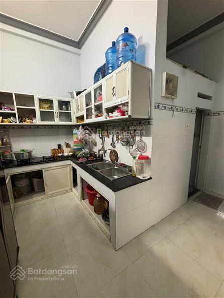 Tân phú  bán nhà 2 tầng ngay hoà bình gần đầm sen 4x15  5,2t