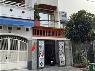 Bán nhà 2 tầng mặt tiền đường phước bình, 4x25m nở hậu, ngay tt quận 9