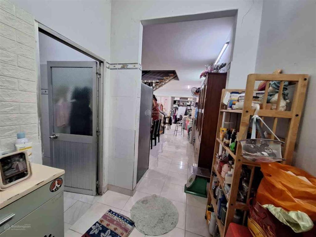 Mặt tiền kinh doanh phường phước bình, ngang 4,25m nở hậu tài lộc,