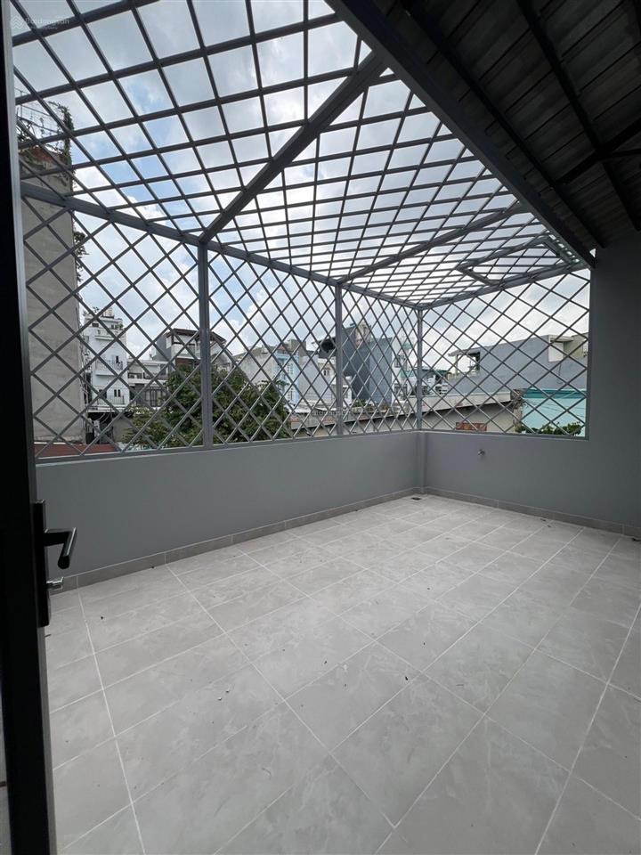 Bán nhà mới tinh 2 tầng 5.1x21m hẻm 2 ô tô tránh cách dương đình hội vài bước chân, phước long b