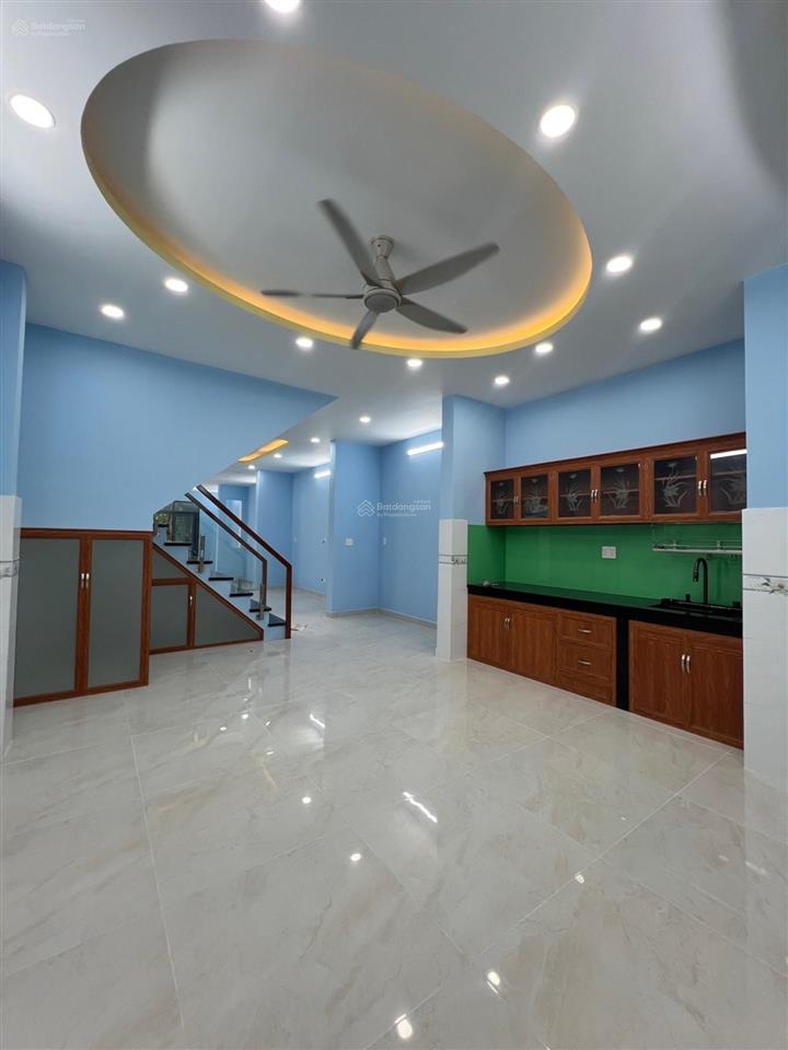 Bán nhà mới tinh 2 tầng 5.1x21m hẻm 2 ô tô tránh cách dương đình hội vài bước chân, phước long b