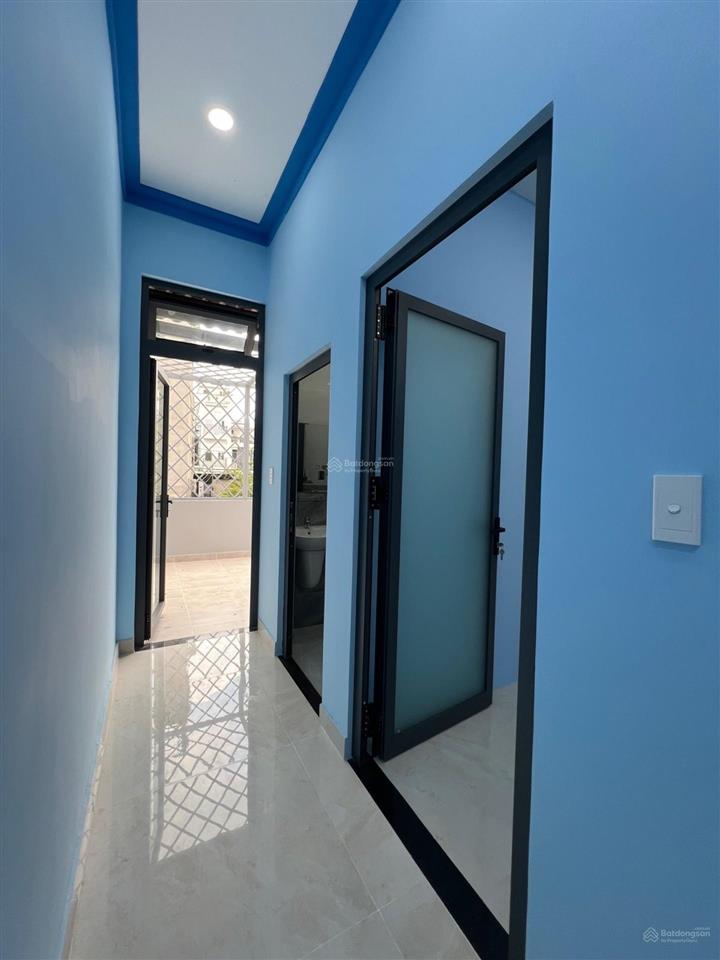 Bán nhà mới tinh 2 tầng 5.1x21m hẻm 2 ô tô tránh cách dương đình hội vài bước chân, phước long b