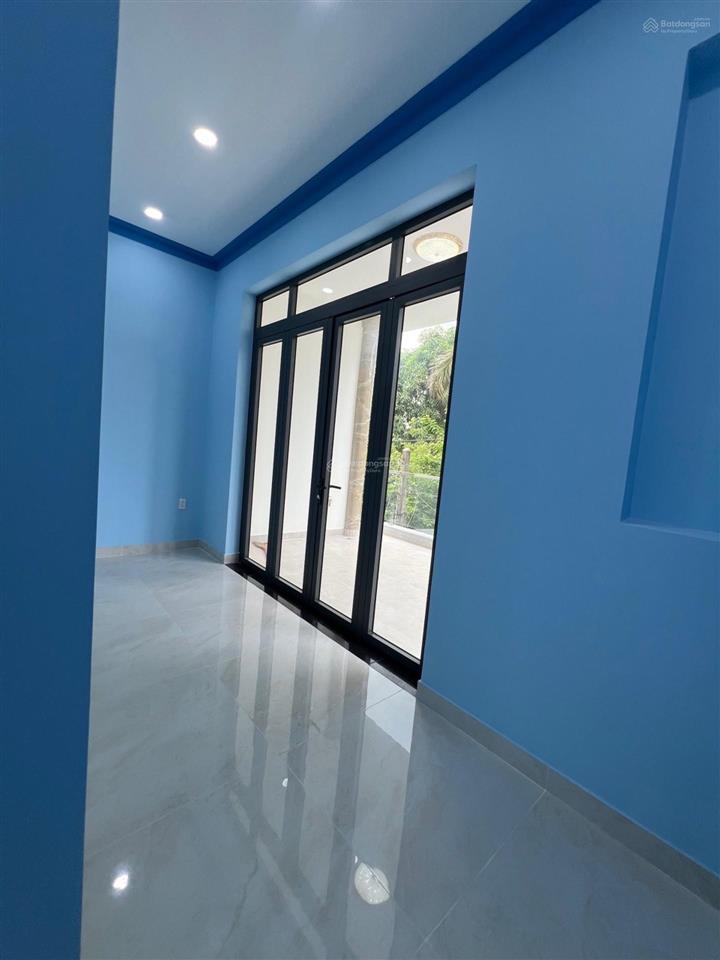 Bán nhà mới tinh 2 tầng 5.1x21m hẻm 2 ô tô tránh cách dương đình hội vài bước chân, phước long b