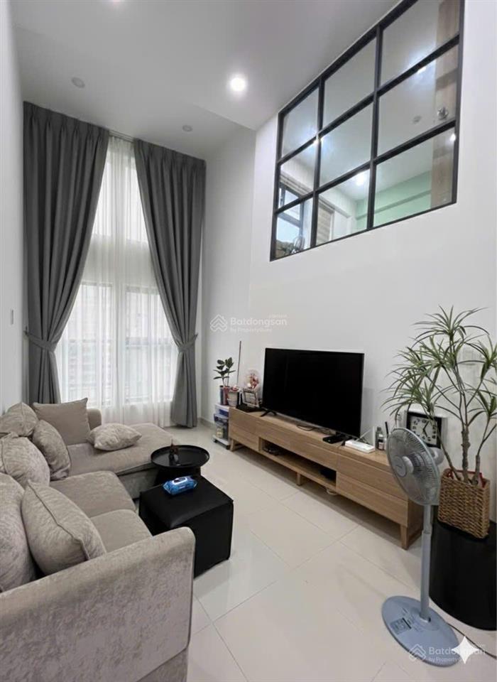 Cần bán 2pn 3.650 tỷ full nội thất căn hộ la astoria.  0567 897 ***