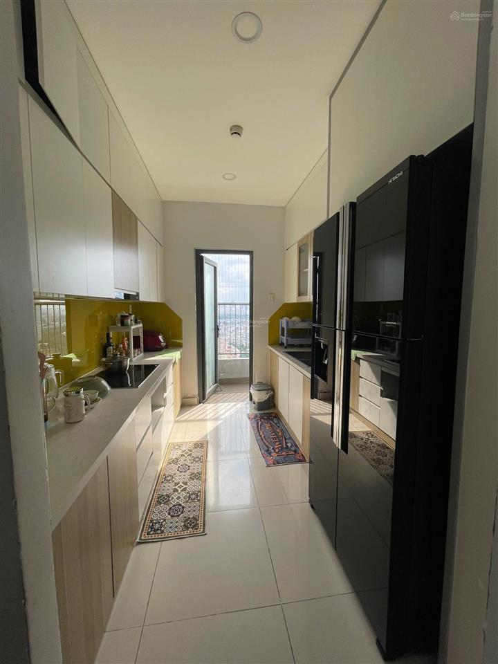 Cần bán căn góc 3pn 5,3 tỷ full nội thất căn hộ la astoria.  0567 897 ***