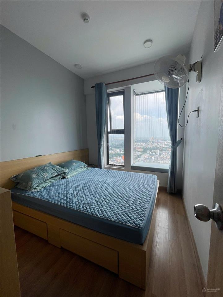 Cần bán căn góc 3pn 5,3 tỷ full nội thất căn hộ la astoria.  0567 897 ***