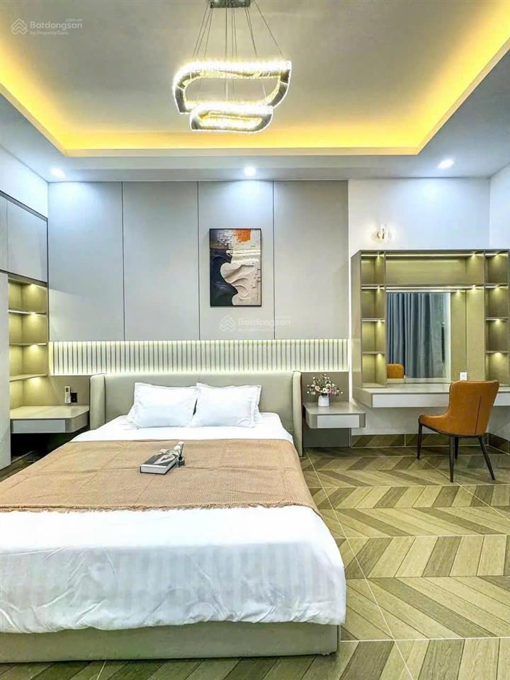 Bán nhà mới 1 trệt 2 lầu gần bv hoàn mỹ bình dương, sổ hồng riêng, giá tốt