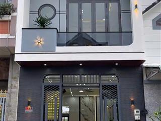 Cần bán nhanh nhà 1t 1 lầu đầy đủ công năng ngay tt thủ dầu một thủ dầu một