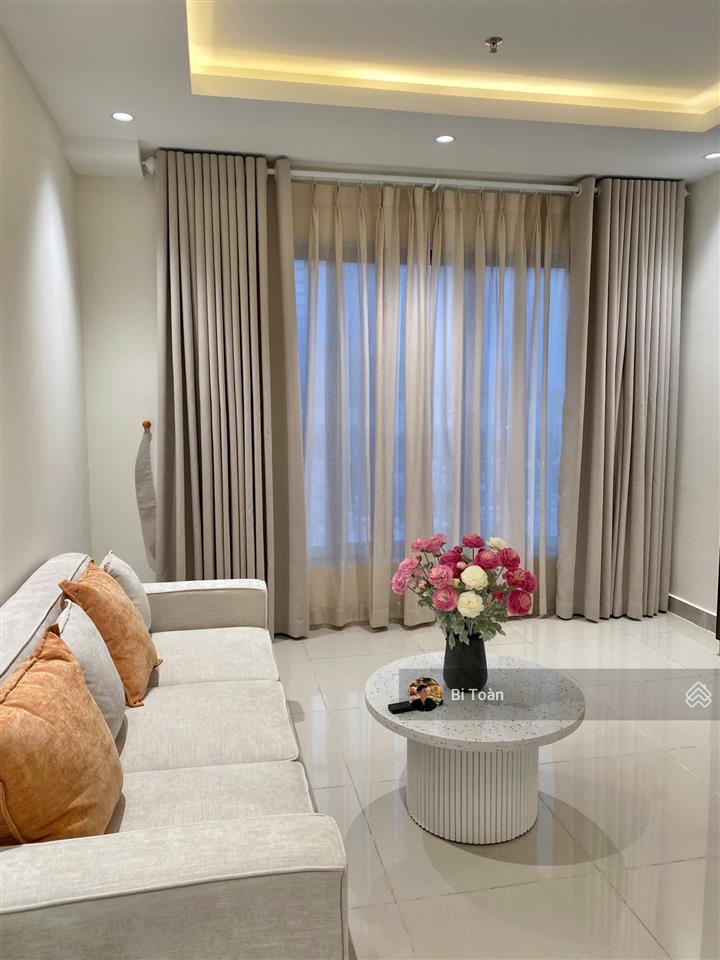 Bán căn hộ ct4 với nội thất đẹp, thiết kế 1 pn thích hợp cho thuê