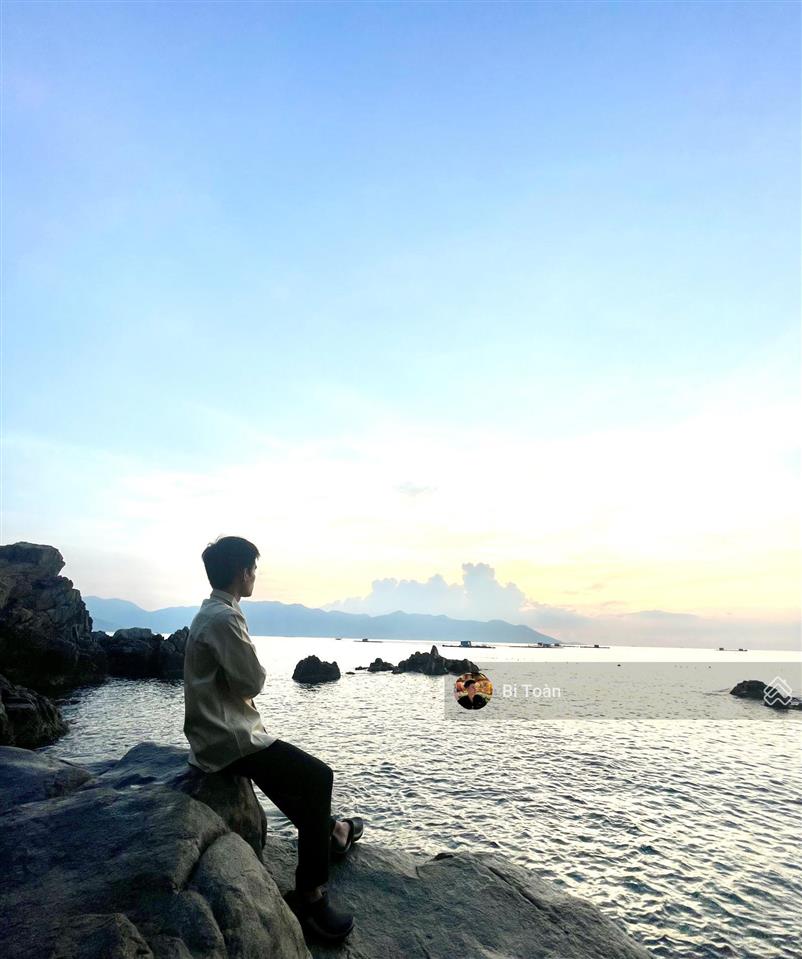 Cho thuê nhà kinh doanh 15 phòng ngang 10m thiết kế 1 hầm 4 tầng thích hợp làm spa