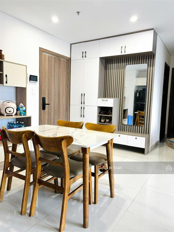 Bán căn ct9 tầng cao thoáng mát vỉew đẹp sảng hđ thuê