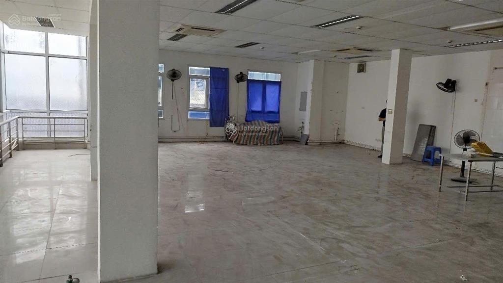 Chính chủ cho thuê văn phòng tại số 2 ngõ 371 phố kim mã, phường giảng võ, tp. hà nội