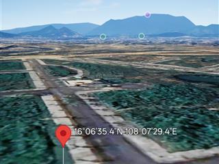 Đất móng góc 3 mặt tiền 160 cách biển 300m , cách sông 50m