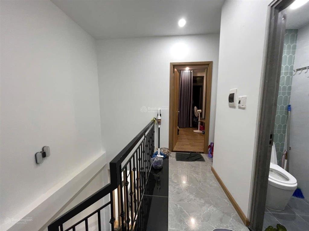 Gấp bán nhà 3 tầng 54.7m2 3pn ngang 4.2m a4 tl tốt chỉ 4.6 tỷ