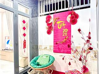 Siêu phẩm 3 tầng hxh 3pn vuông a4 chỉ 5 tỷ tl tốt