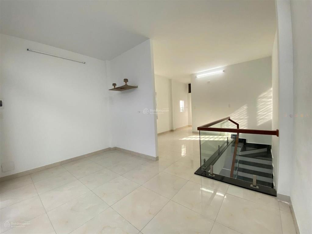 Ngộp bán nhà trệt lầu 62.7m2  3pn  đường 19  bình trưng tây  chỉ 4.6 tỷ