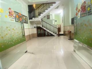 Siêu phẩm 3 tầng! 3.9 tỷ 5.8m2 ngang 4.3mhxh p. trường thạnh