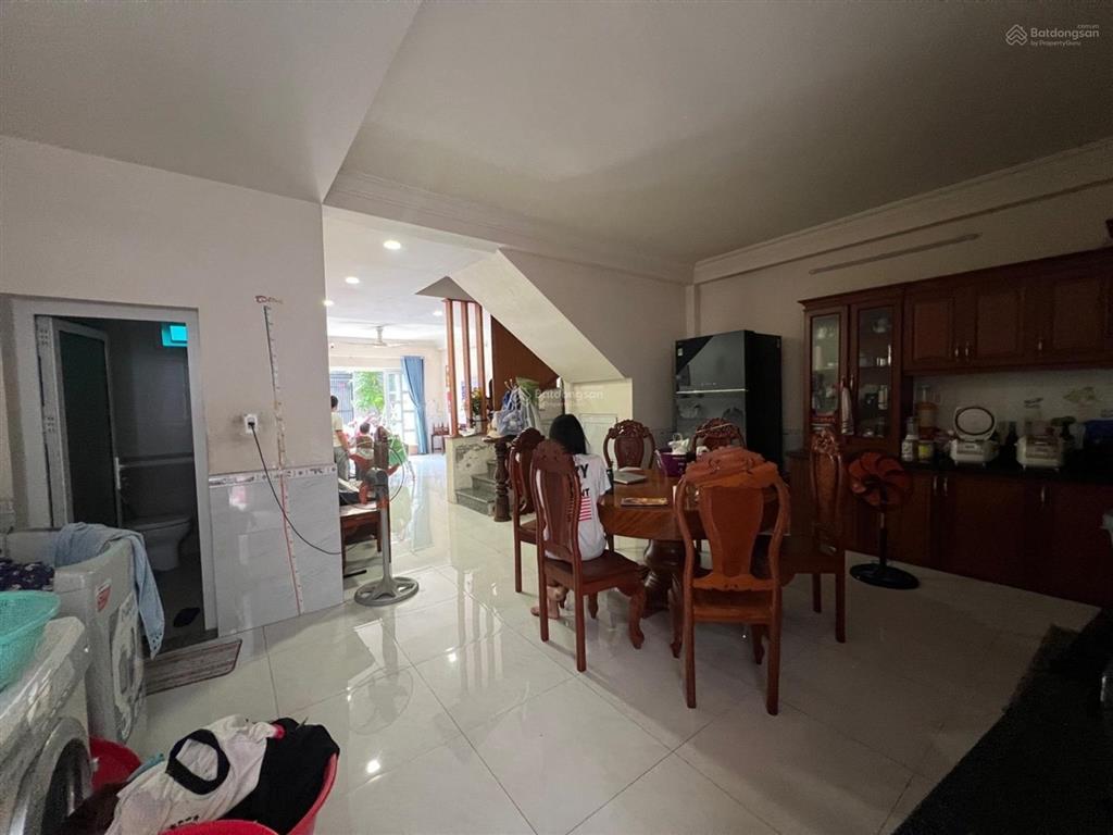 2 tầng 104m2  sân ô tô  bình trưng tây  chỉ 8.1 tỷ  chủ thiện chí bán