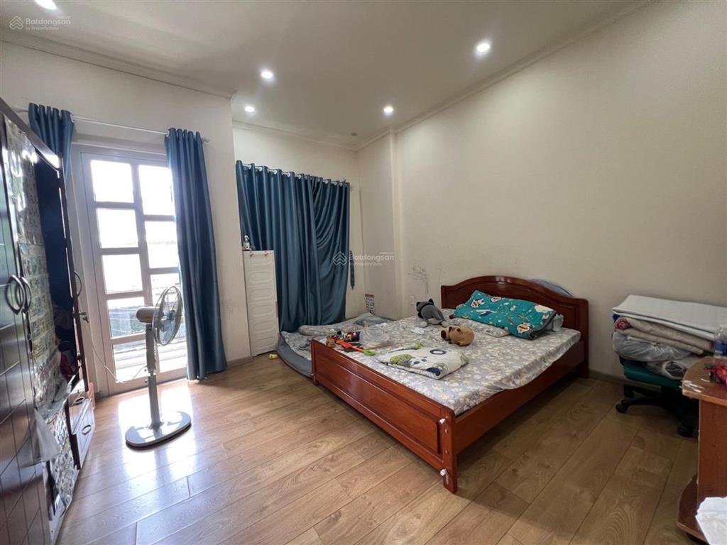 2 tầng 104m2  sân ô tô  bình trưng tây  chỉ 8.1 tỷ  chủ thiện chí bán