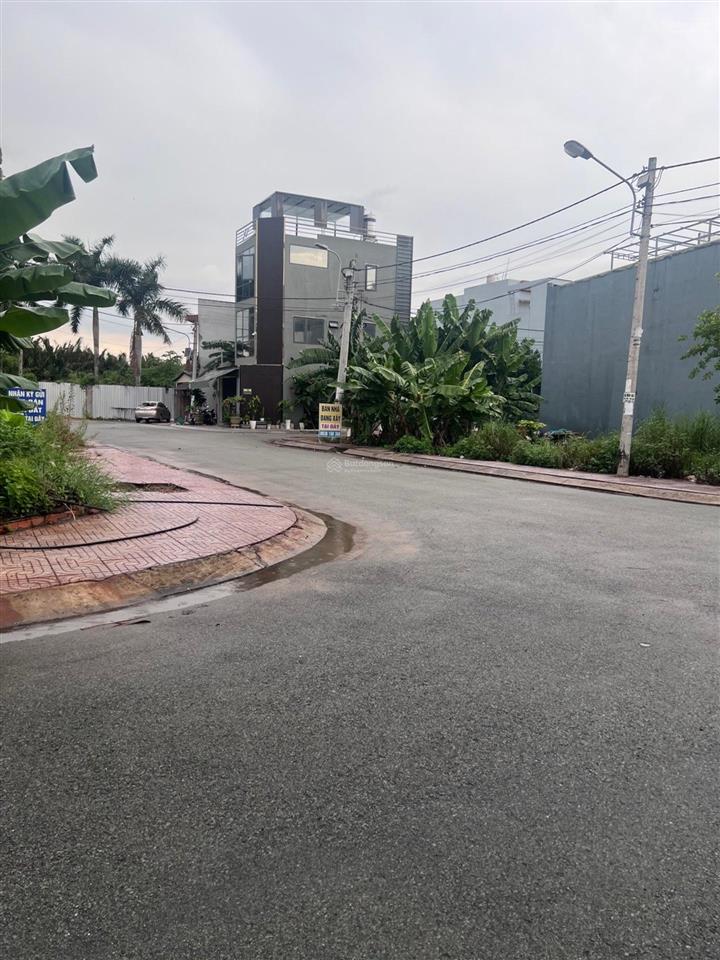 Chỉ 2.5 tỷ  64m2 full thổ  hxh 8m vỉa hè  kdc đặng gia phát  long thuận  q9