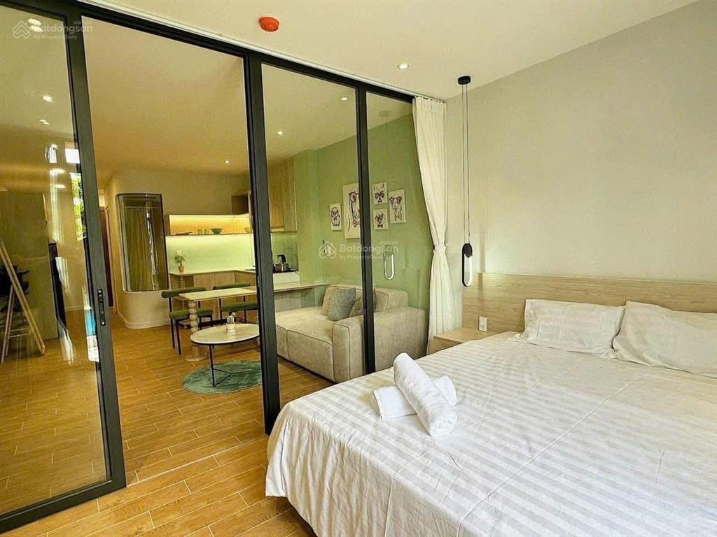 Căn hộ full nội thấtphú mỹ hưng q7. kế bên rmit,tdtu, bancon/cửa sổ,máy giặt riêngưu đãi lớn 500k