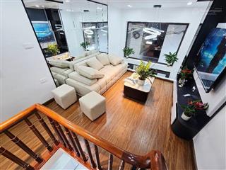 Nhà 6 tầng đường láng chỉ hơn 5 tỷ