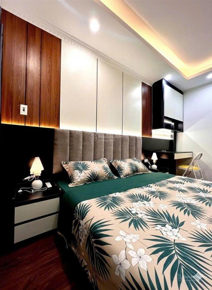 Bán nhà 7 tầng thang máy ô đồng lầm  hồ ba mẫu  9.7 tỷ