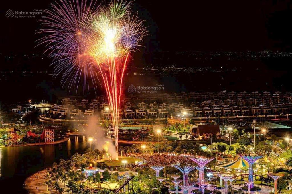 Bán nhanh căn độc quyền 2pn glory heights  view cổng vincom , pháo hoa  giá 4 tỷ