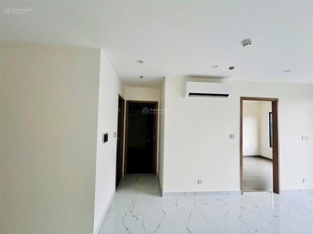 Bán nhanh căn độc quyền 2pn glory heights  view cổng vincom , pháo hoa  giá 4 tỷ