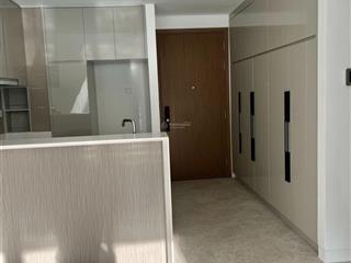 Jamie . bán nhanh the river 2pn tầng trung đẹp . giá chỉ 18.5 tỷ