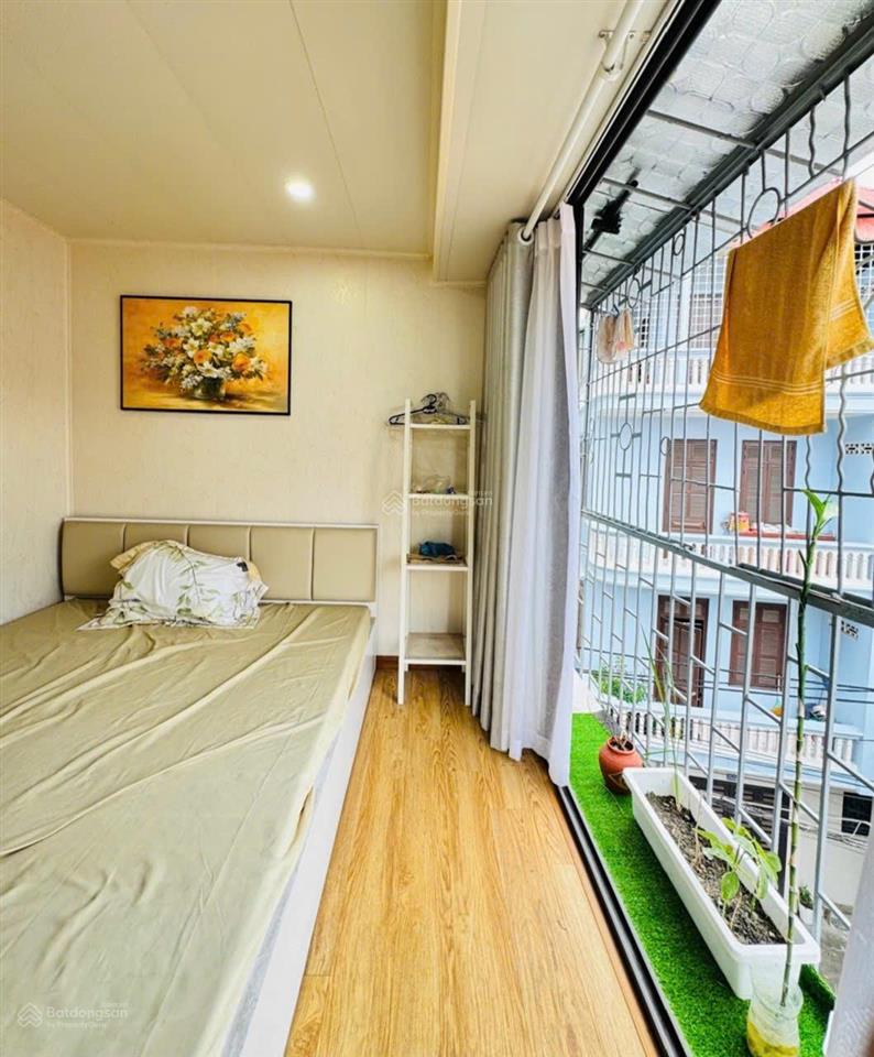 Nhà tập thể sổ đỏ riêng, ở lý thường kiệt, lô góc sáng thoáng, gần ga hà nội & hồ gươm, nhà mới sửa