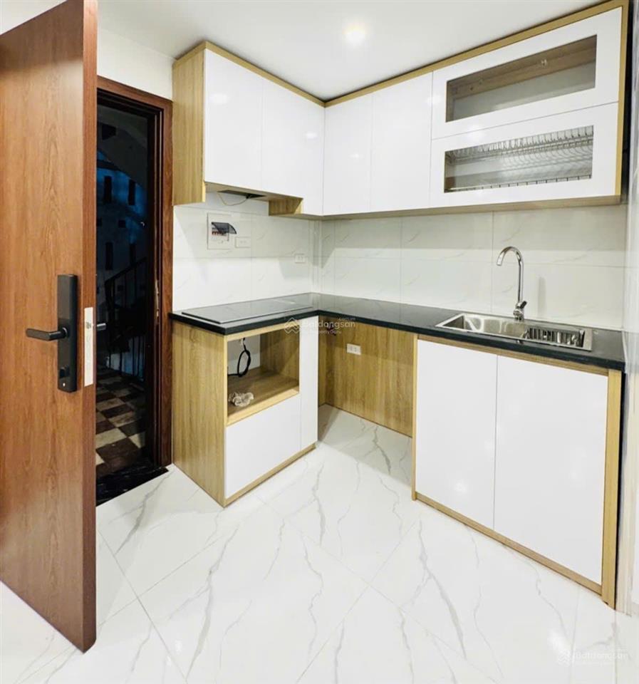 Nhà tập thể sổ đỏ riêng, ở lý thường kiệt, lô góc sáng thoáng, gần ga hà nội & hồ gươm, nhà mới sửa