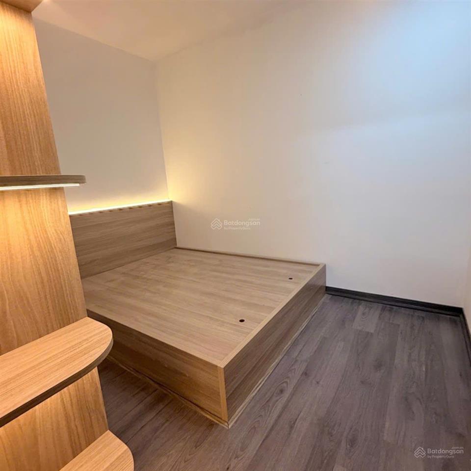 Bán nhà tập thể chỉ 2,35 tỷ tại đường ngô quyền, cửa nam  sổ đỏ riêng  nhà mới sửa, sáng thoáng