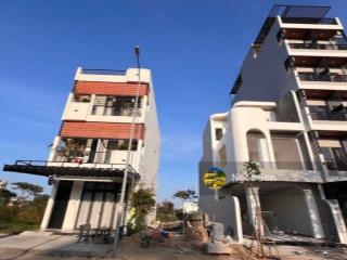 Bán căn hộ fpt 9.5 tỷ mới cứng  dòng tiền cố định 30 triệu/tháng  cách trường fpt 100m