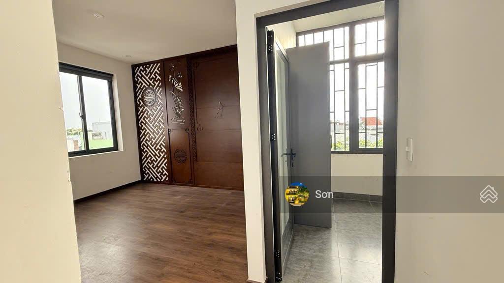Mới cứng! toà căn hộ 5 tầng đường 15m  lô góc  thang máy sơn trà  đà nẵng