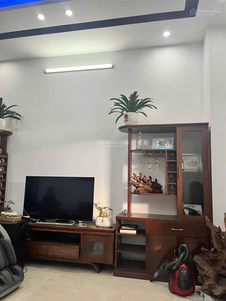 Chính chủ gửi bán nhà vip 3 tầng  hai mặt tiền thoáng khu đảo vip hoà xuân đường trung lương 16