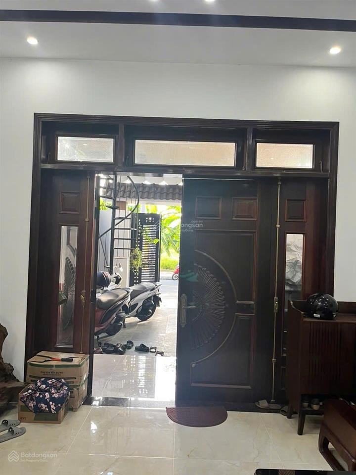Chính chủ gửi bán nhà vip 3 tầng  hai mặt tiền thoáng khu đảo vip hoà xuân đường trung lương 16
